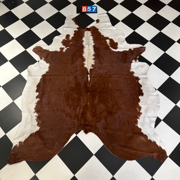 【本尼家】Q857 245*175巴西进口整张牛皮地毯轻奢