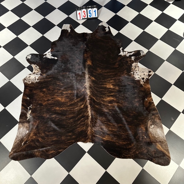 【本尼家】Q1351 240*195巴西进口整张牛皮地毯轻奢