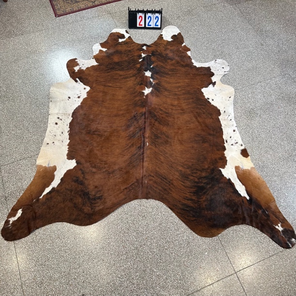 【本尼家】Q222 260*235巴西进口整张牛皮地毯轻奢