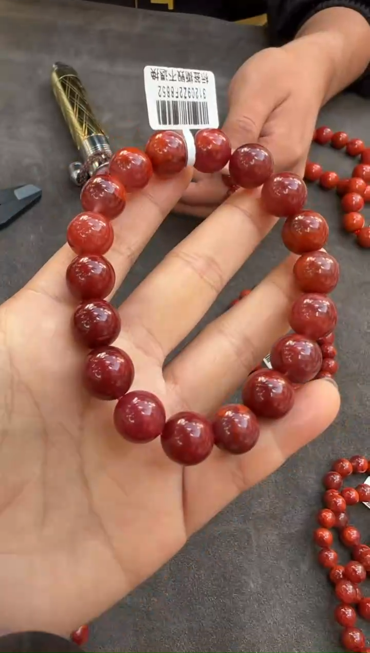 【闪购商品】南红玛瑙手链未镶嵌原矿无优化瓦西玫红11mm单圈