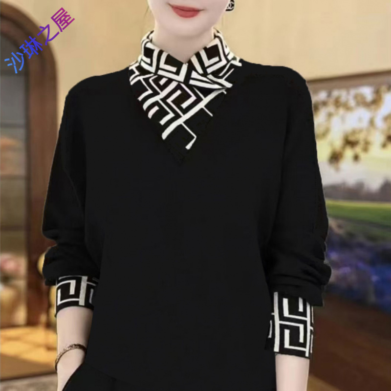 2025秋季新款爆款V领拼接长袖修身时尚大码洋气百搭打底上衣