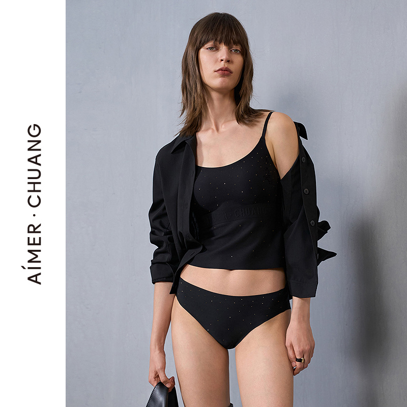 巴黎贴身时尚展走秀款AIMER CHUANG瑶光圆领细带打底背心CA711411