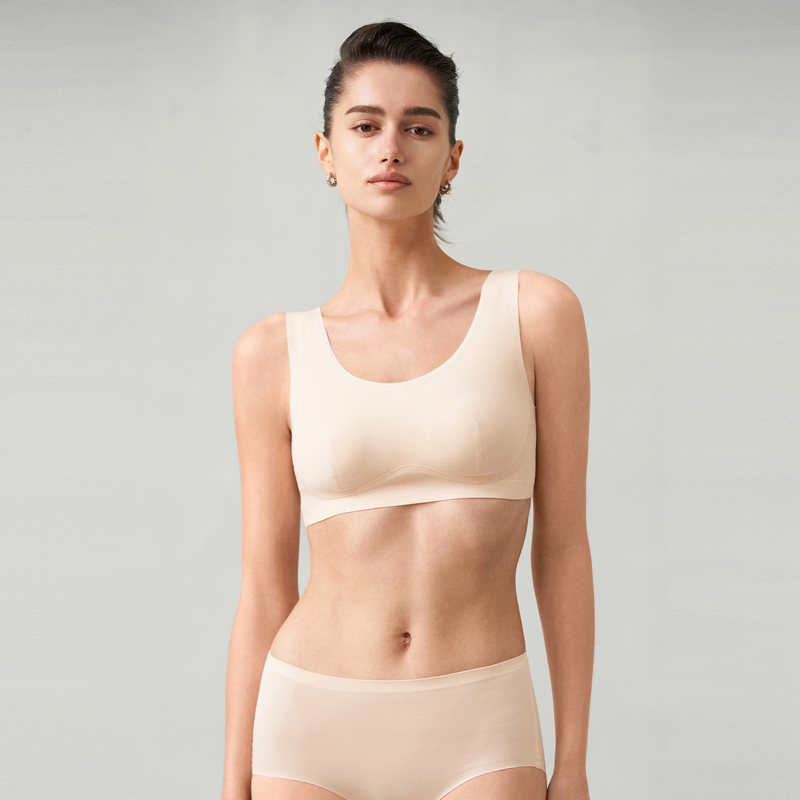 爱慕海藻睡眠无痕打底内衣圆领无托文胸背心式单色光面AM179651