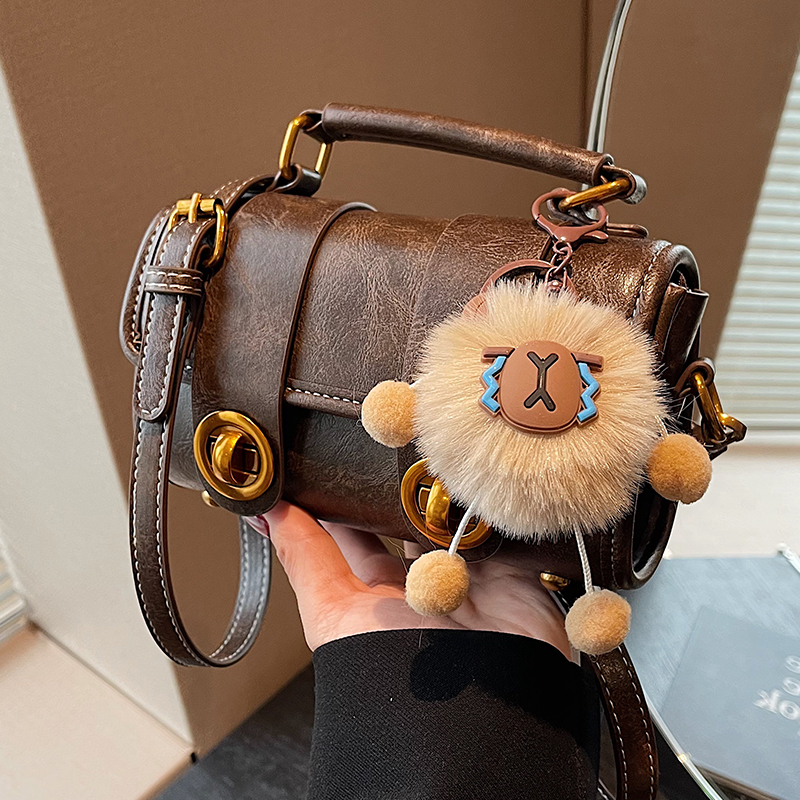 佐猫2025秋冬新款女款单肩斜挎包大学生女包18-20岁出门随身小包