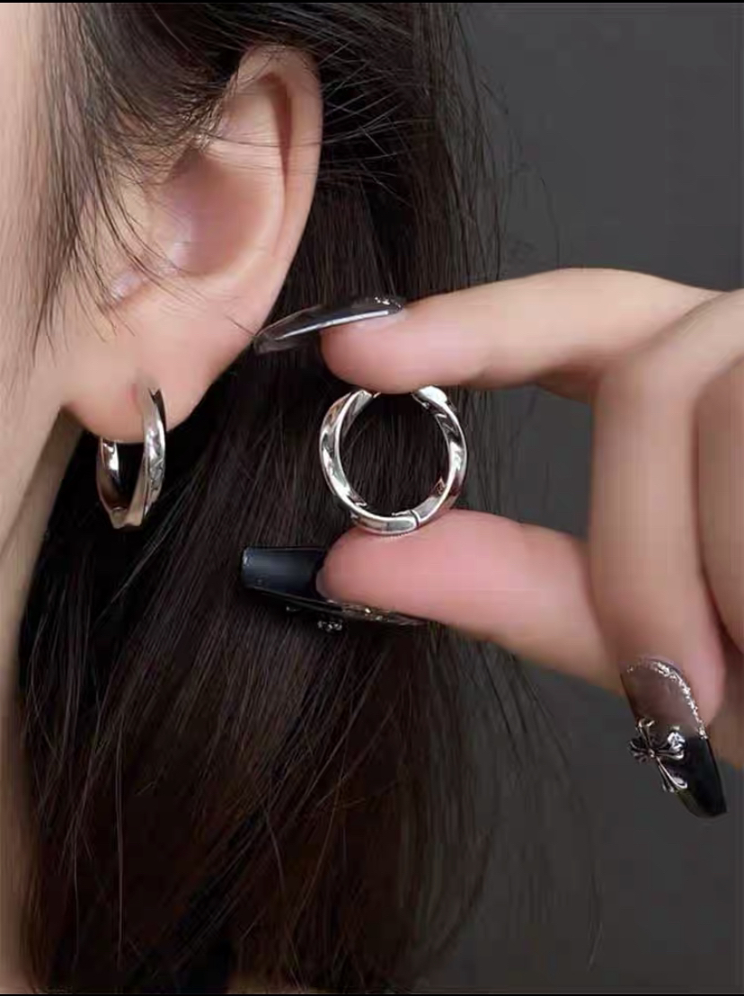 铜合金耳饰 素圈耳圈小众设计感耳钉女高级冷淡风圈圈耳环耳扣