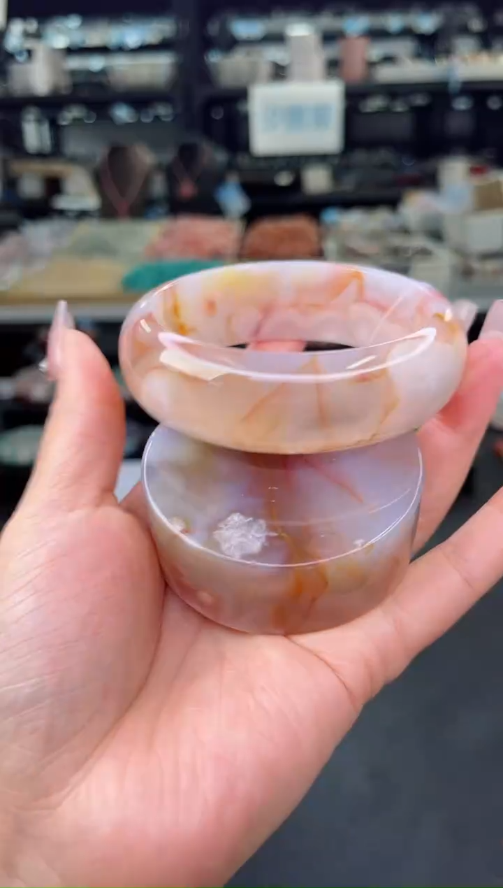 【闪购商品】石英质玉手镯未镶嵌62圈口（赠品镯心）3228077