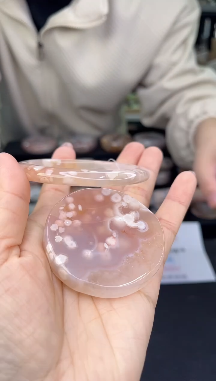 【闪购商品】石英质玉手镯未镶嵌56圈口（赠品镯心）3223687