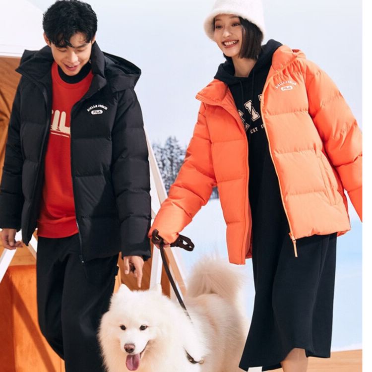Fila/斐乐【新年福利】冬新款休闲保暖舒适连帽羽绒服F11U349901F
