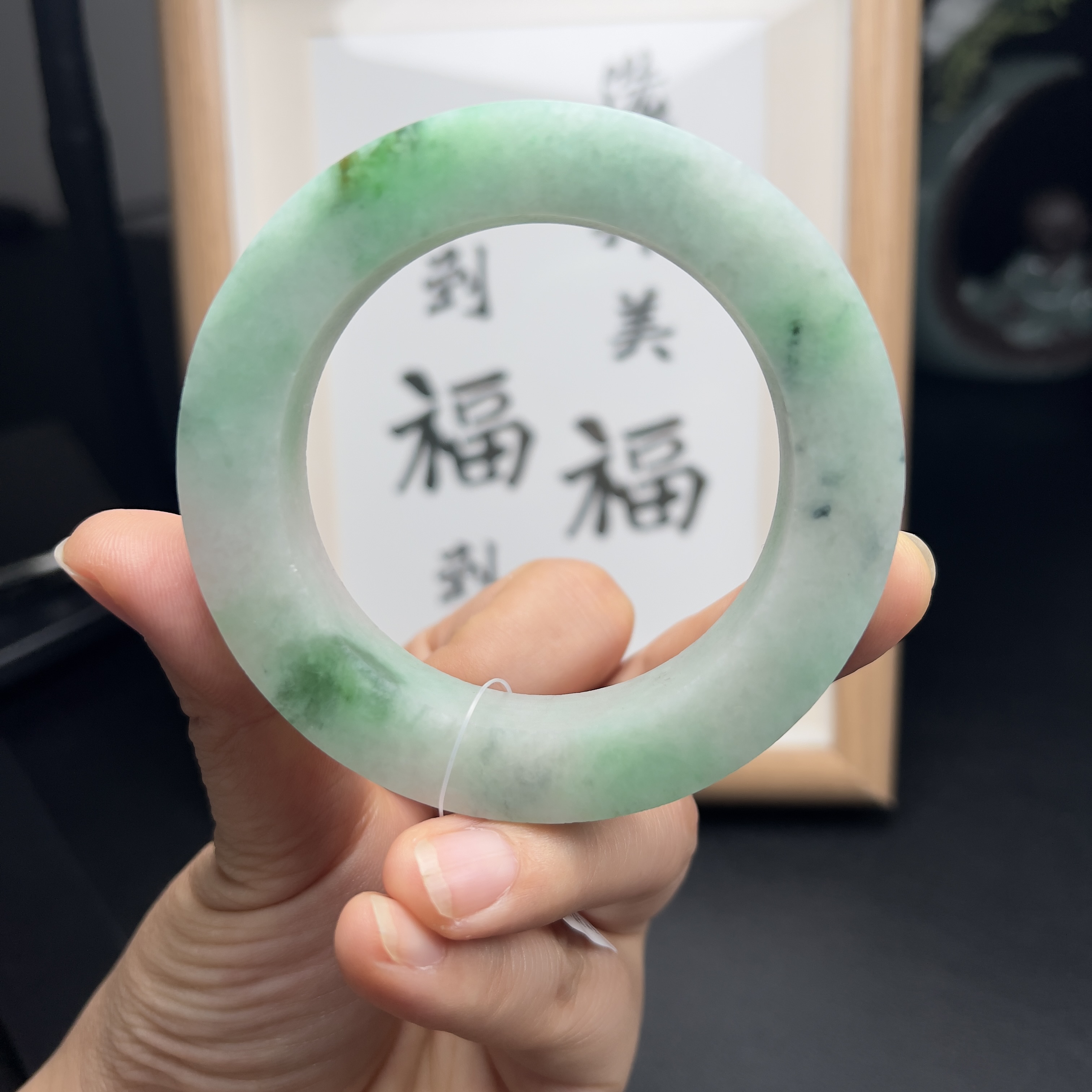 天然缅甸翡翠A货糯种辣绿飘花圆条未抛光定制玉手镯