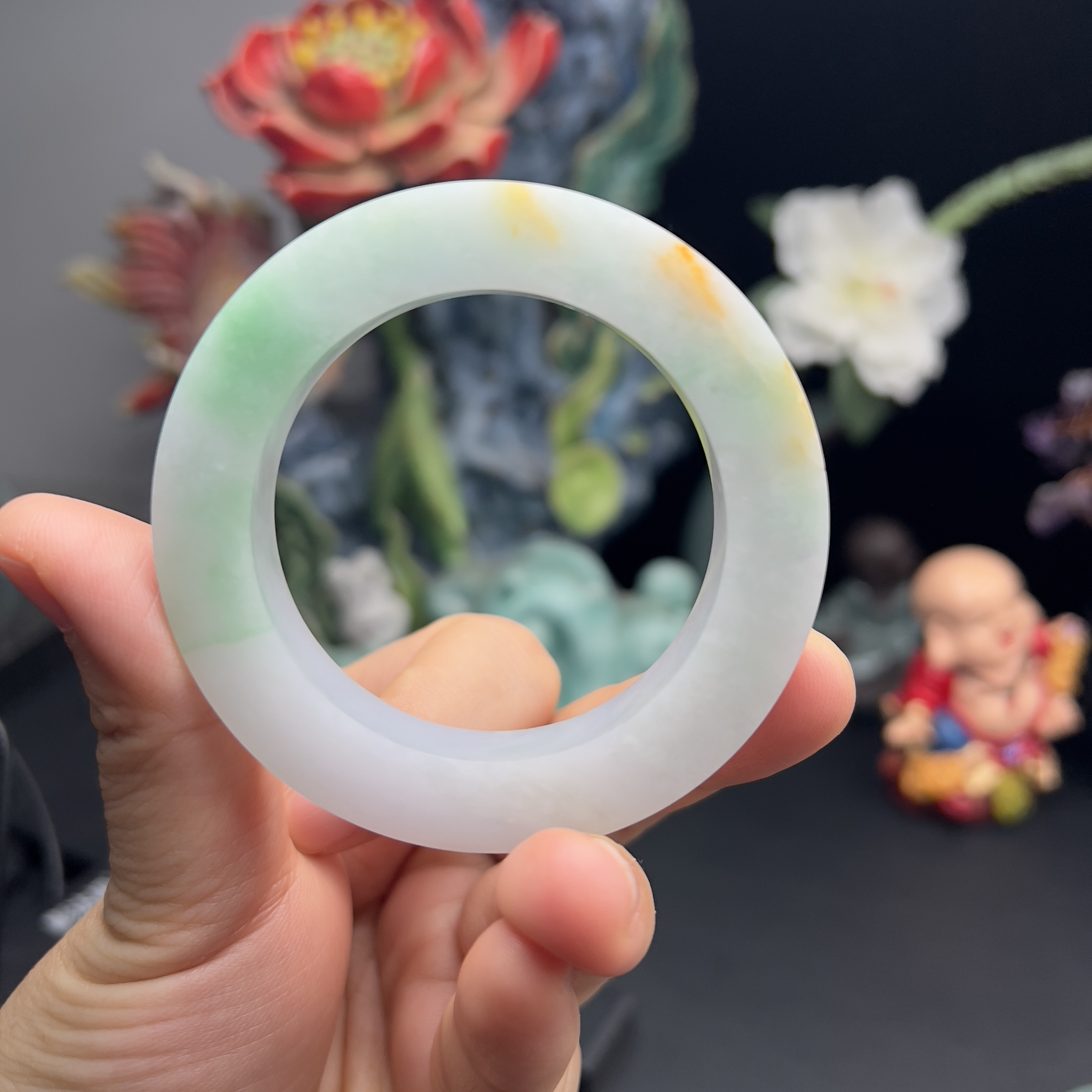 天然缅甸翡翠A货糯种黄加绿圆条女款时尚未抛光玉手镯