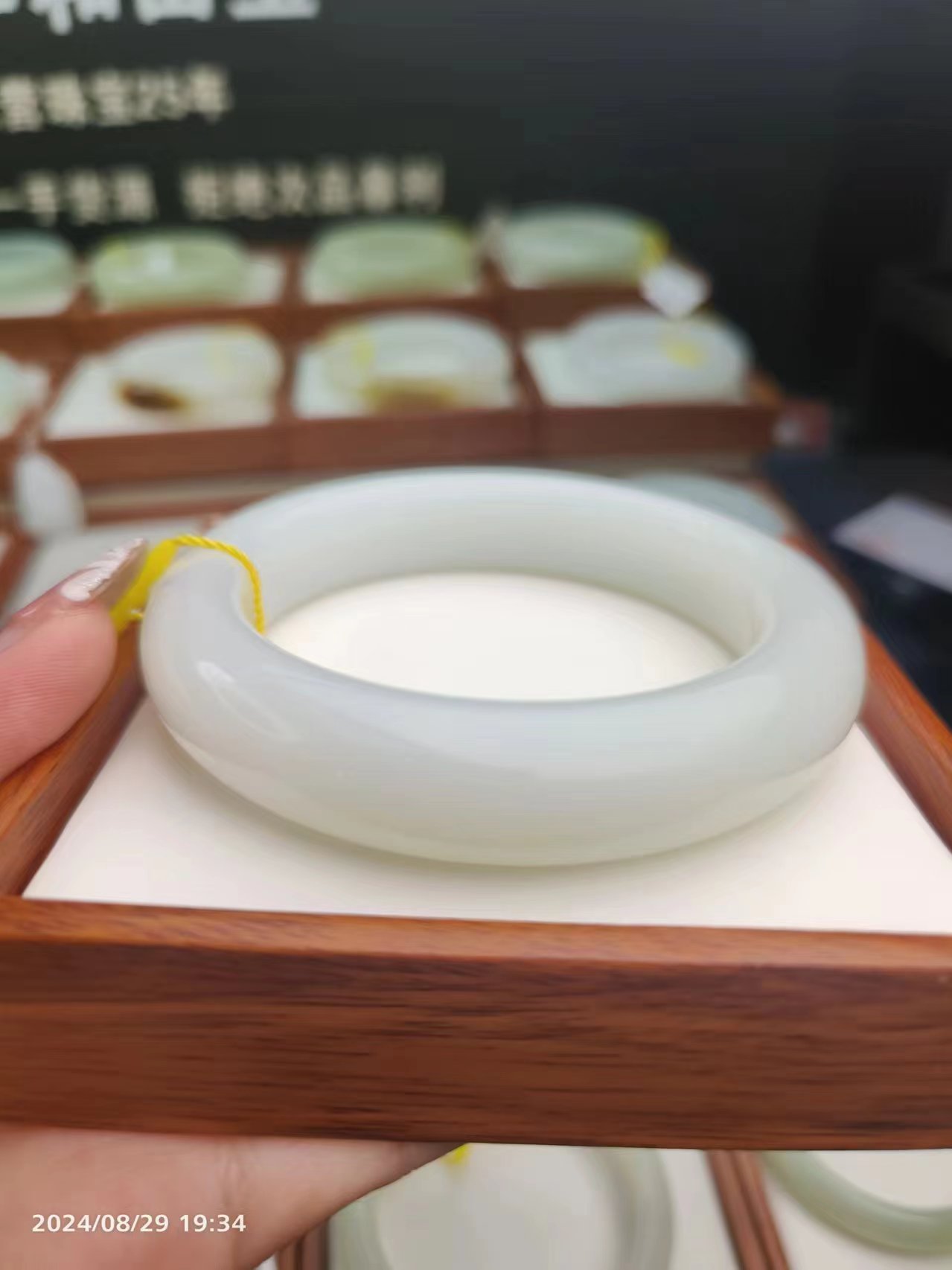 和田玉白玉，白玉手镯