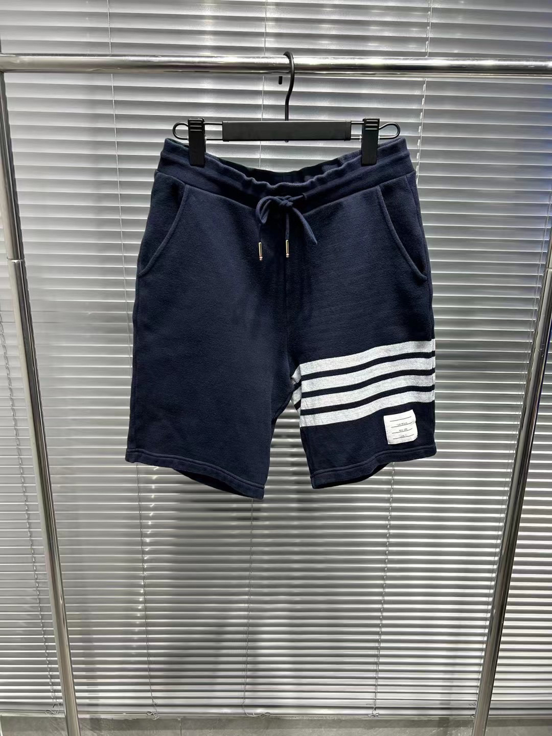 Thom browne tb藏青色 华夫格短裤 3号/成色非常新