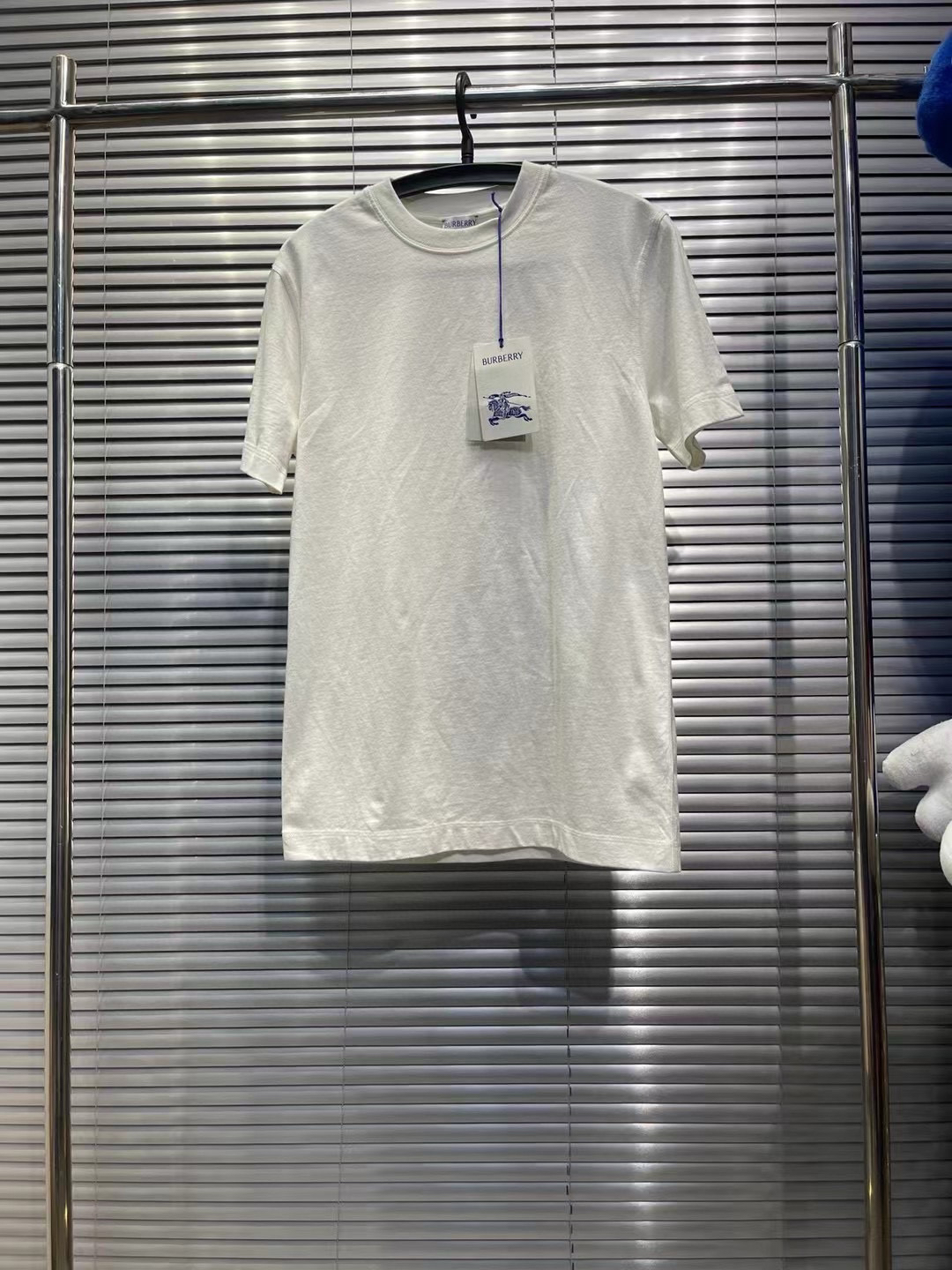 Burberry24fw背后狐狸印花米白色短袖 s码/全新/平台3642