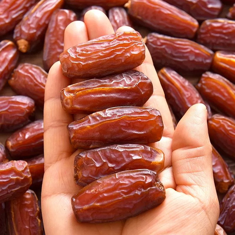 椰枣大颗粒饱满黑耶枣迪拜阿联酋新疆特产蜜饯水果干休闲小零食