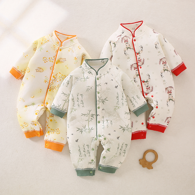 新款婴幼儿连体衣纯棉哈衣宝宝40克无骨连体宝宝秋冬装薄棉爬服