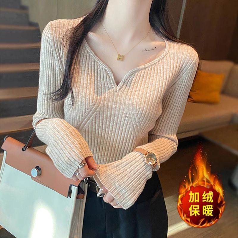 加绒加厚低领打底衫女秋冬修身内搭v领毛衣时尚百搭长袖针织衫女