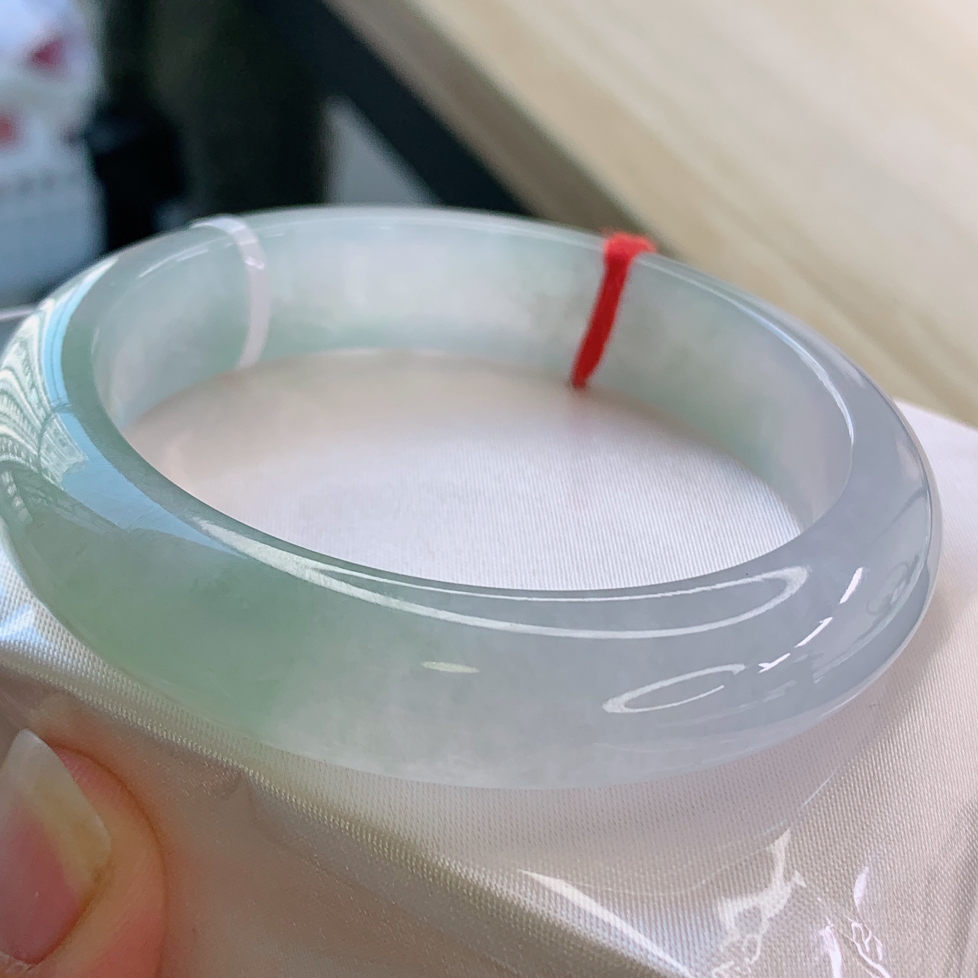 55.7圈口天然缅甸A货冰种冰透翡翠宽边手镯12.9*8.3mm