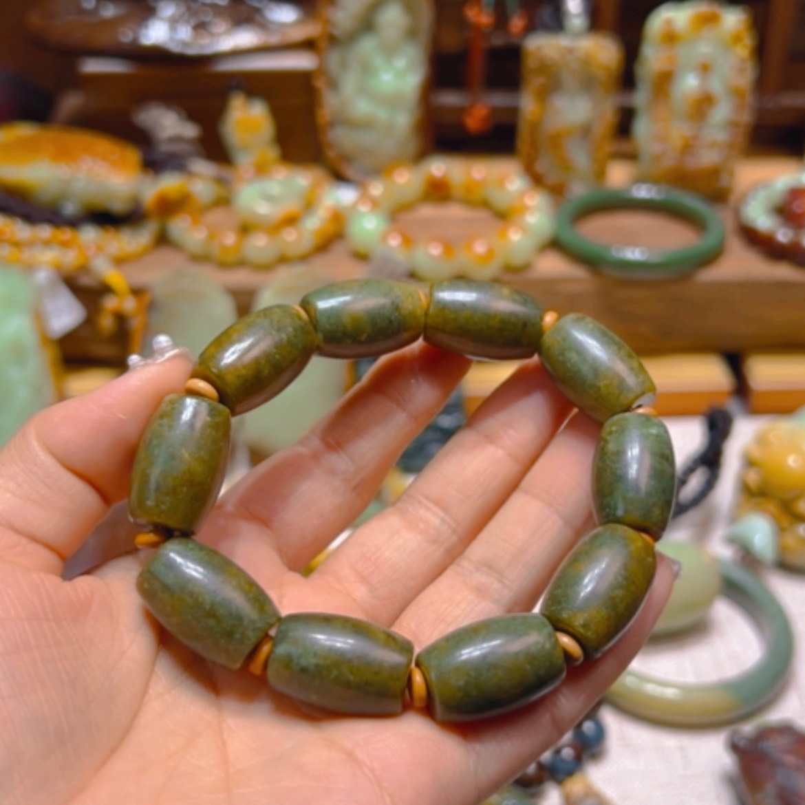 【闪购商品】岫岩河磨玉（透闪石质玉）手链未镶嵌第*感