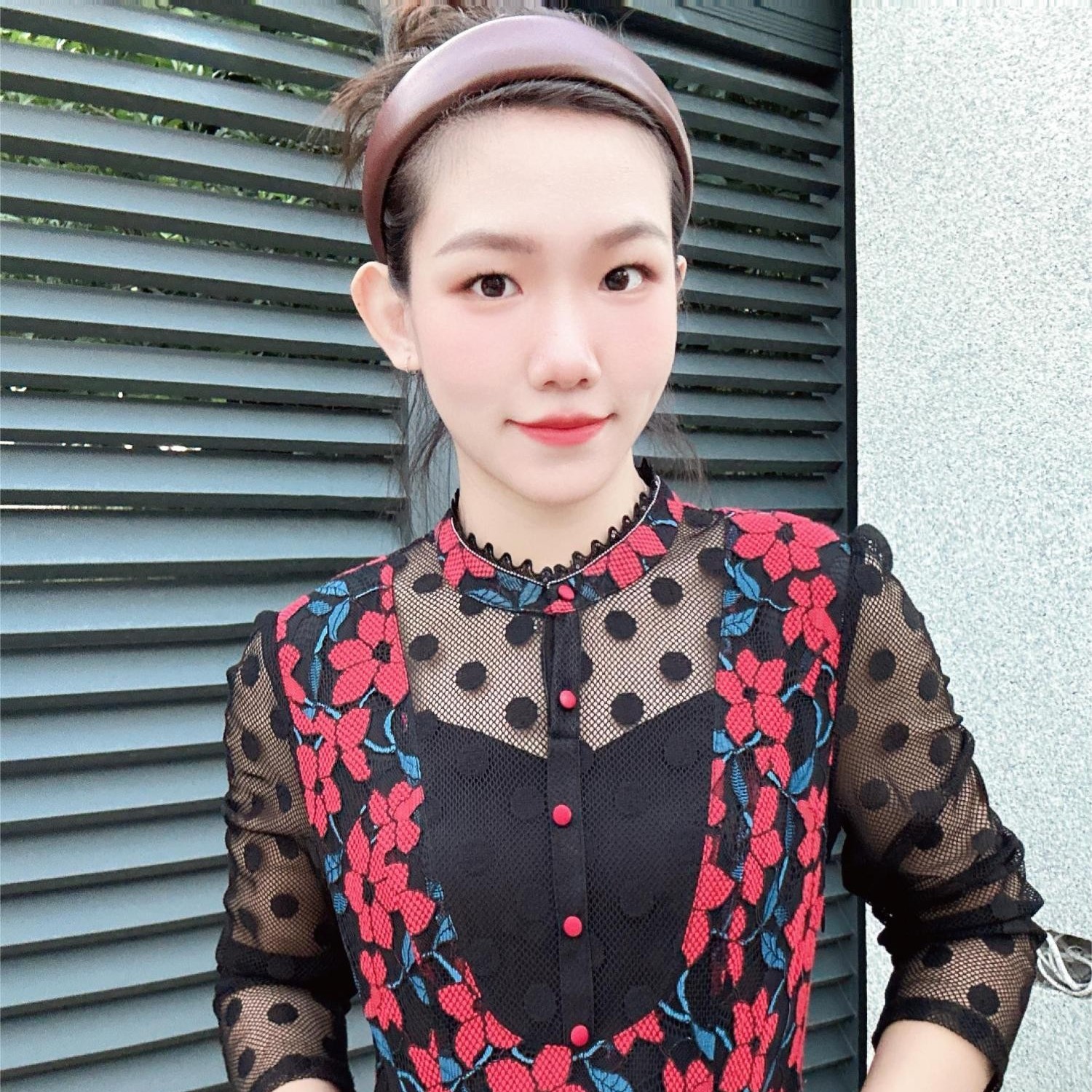 979#修身黑底红花蕾丝拼接长袖中长裙贵气时尚显瘦妈妈装连衣裙