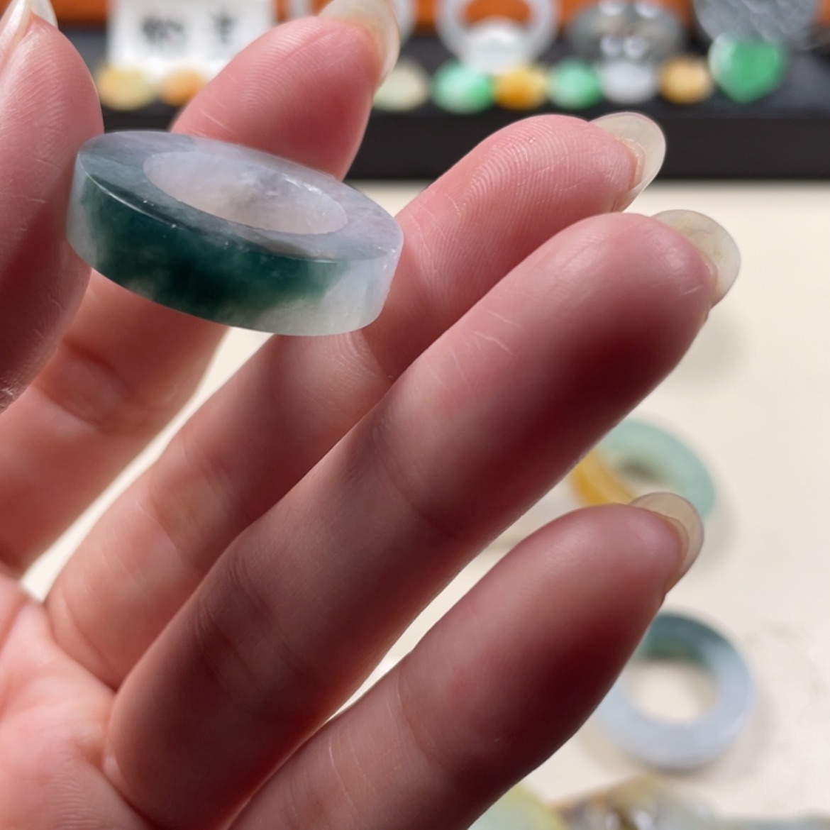 【闪购商品】定制翡翠戒指未镶嵌?***海