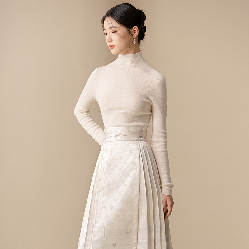 初蝉新中式针织衫女秋冬半高领国风修身内搭打底毛衣1140-N