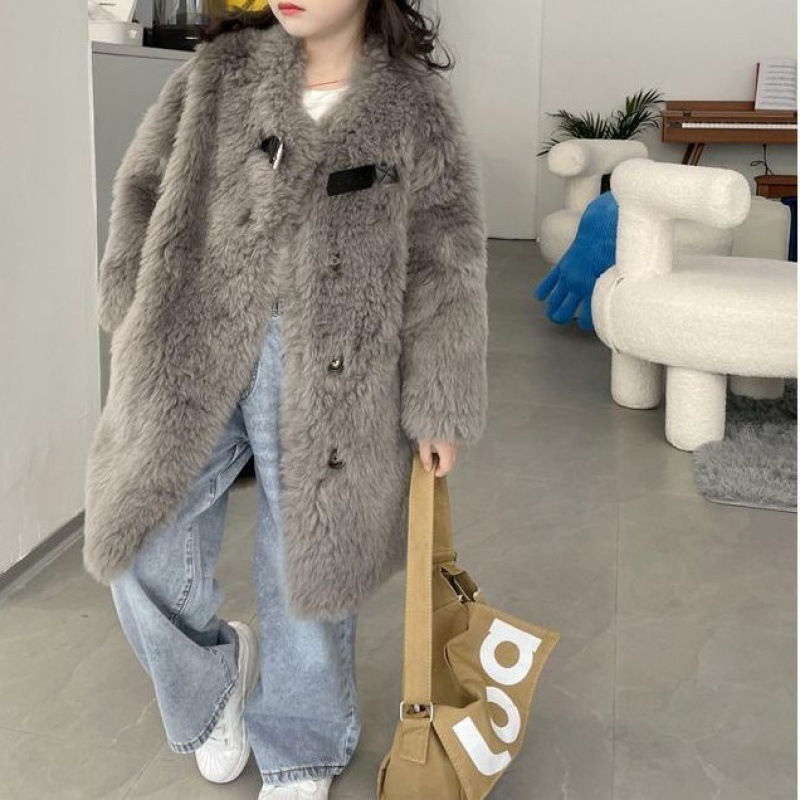 秋冬加绒皮草羊羔毛毛儿童外套女2023年皮毛一体大衣剪绒中长外套