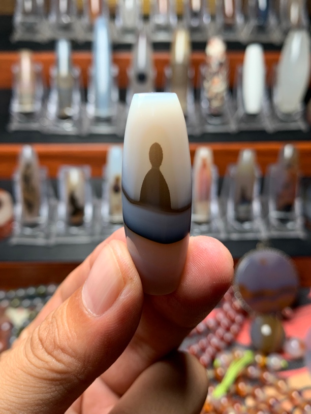 天然玛瑙象形吊坠