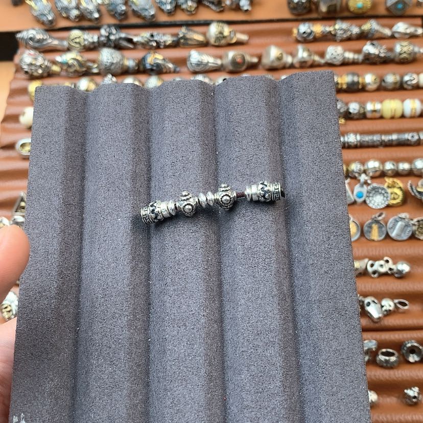 【闪购商品】白玉菩提吊坠@****计轴