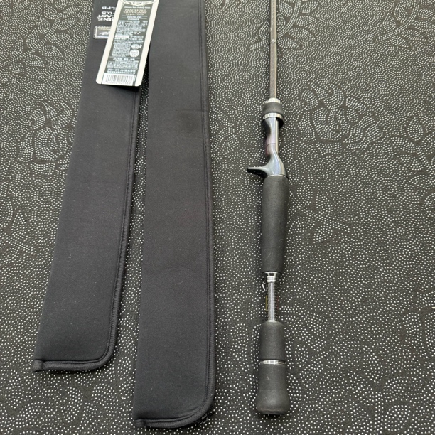 九五，机关枪0.5路亚竿，枪柄661ML，无伤无开裂，有袋子无保卡