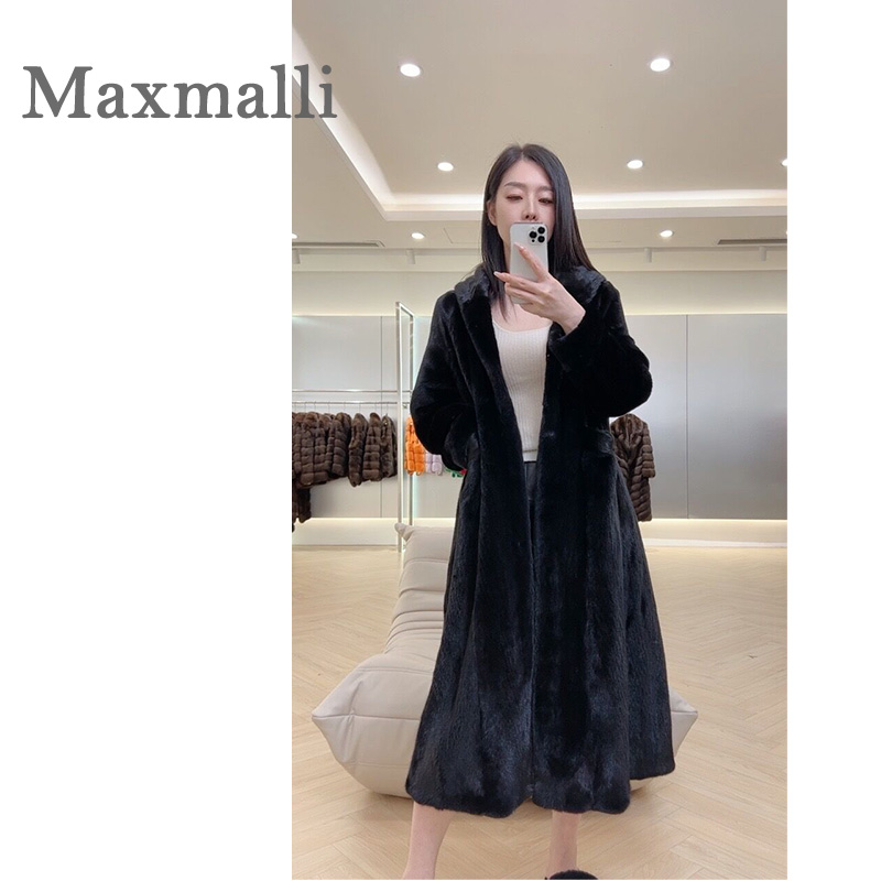 【 Maxmalli 】 M2311冬新款修身带帽长款进口水貂貂皮草外套女