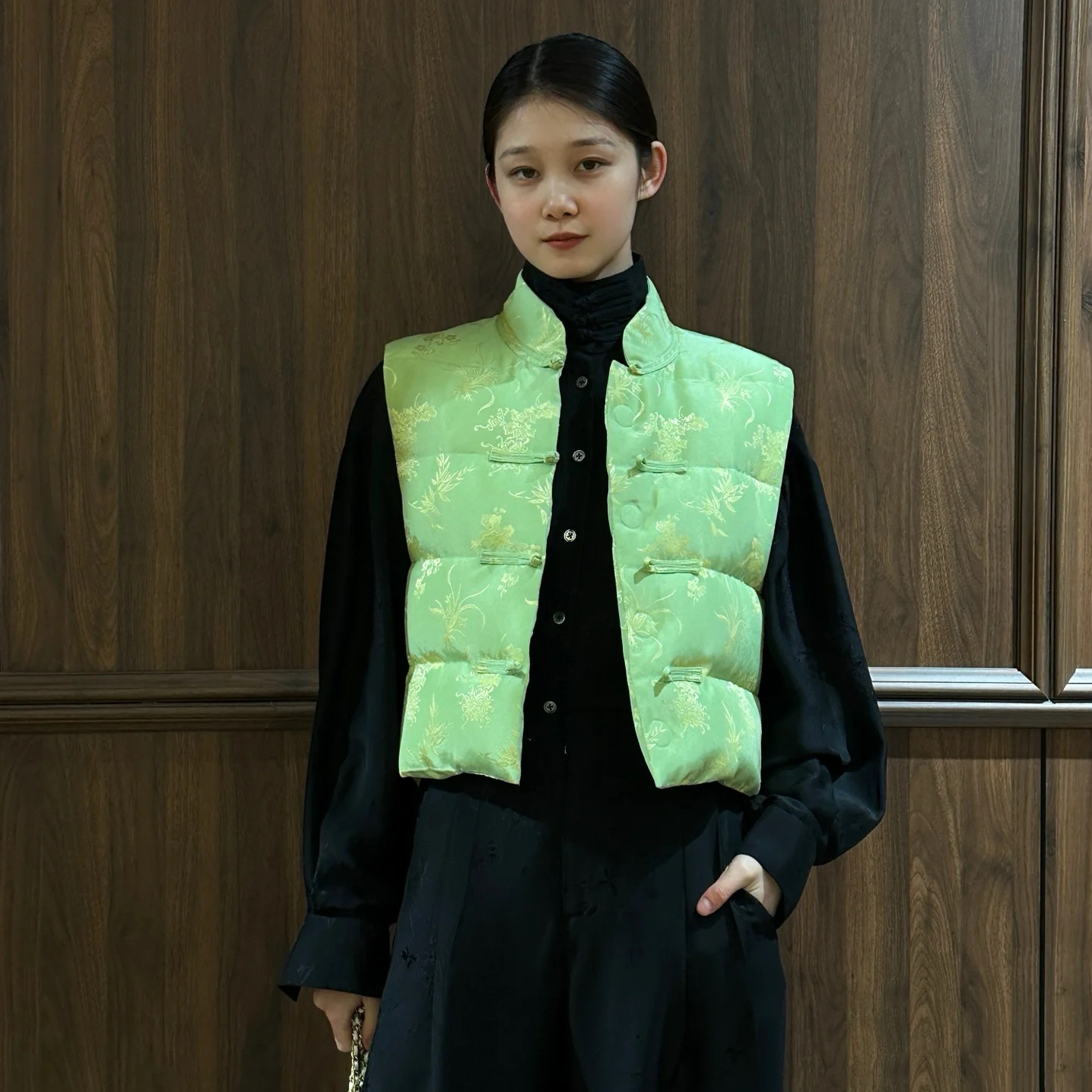 Messential W270马甲短款女士