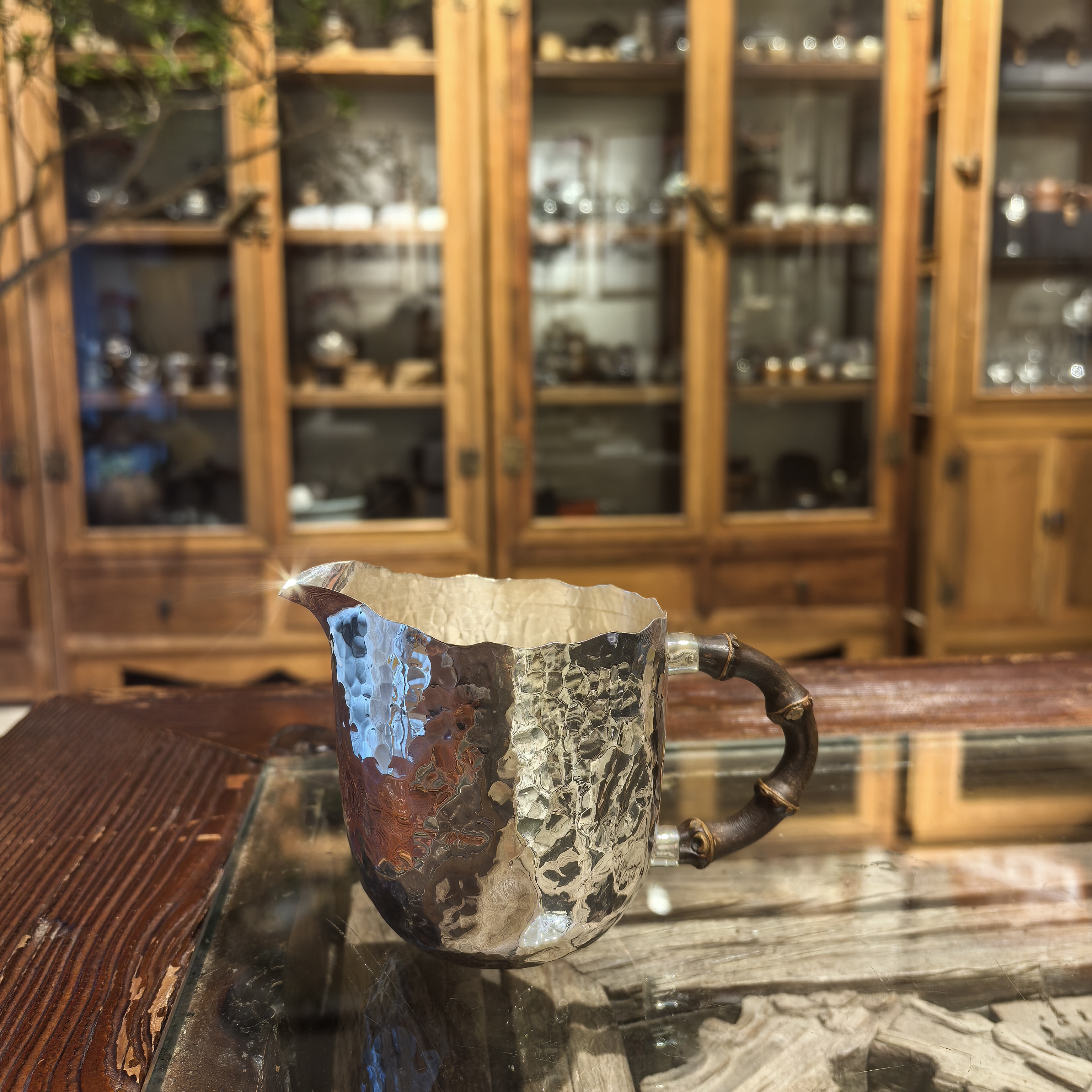 鹤庆足银手工公道杯