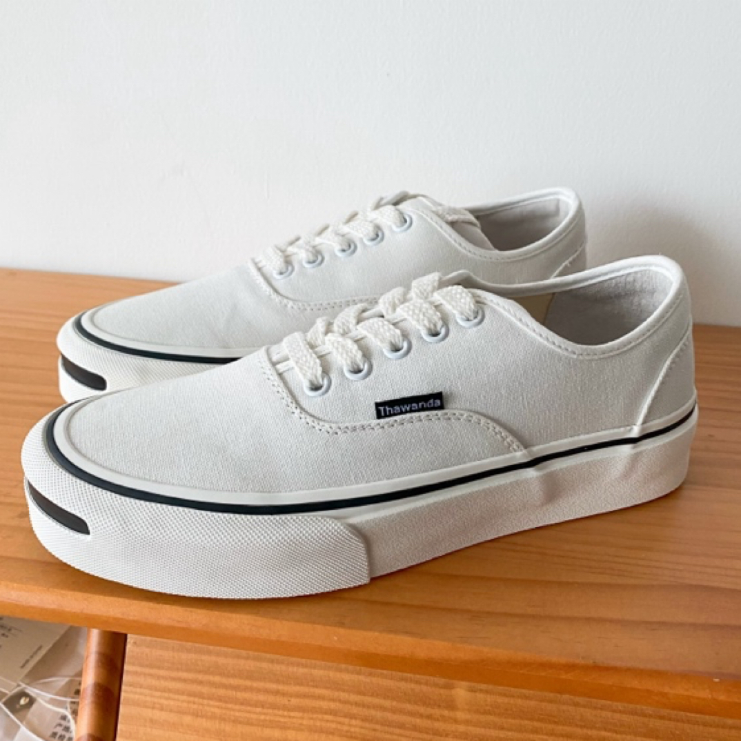 Thawanda春夏断码浮力款低帮简约白色TH11厚底增高开口笑硫化鞋