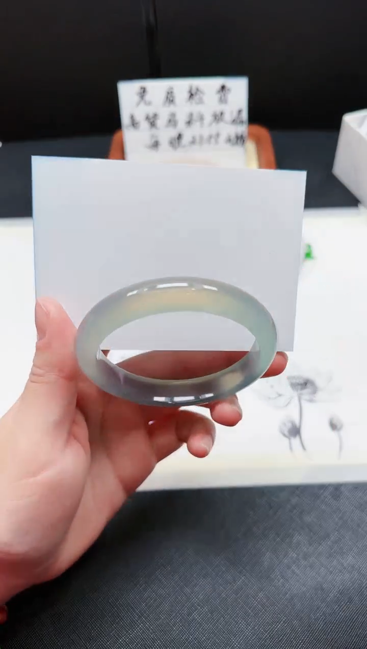 【闪购商品】玛瑙/玉髓手镯未镶嵌36