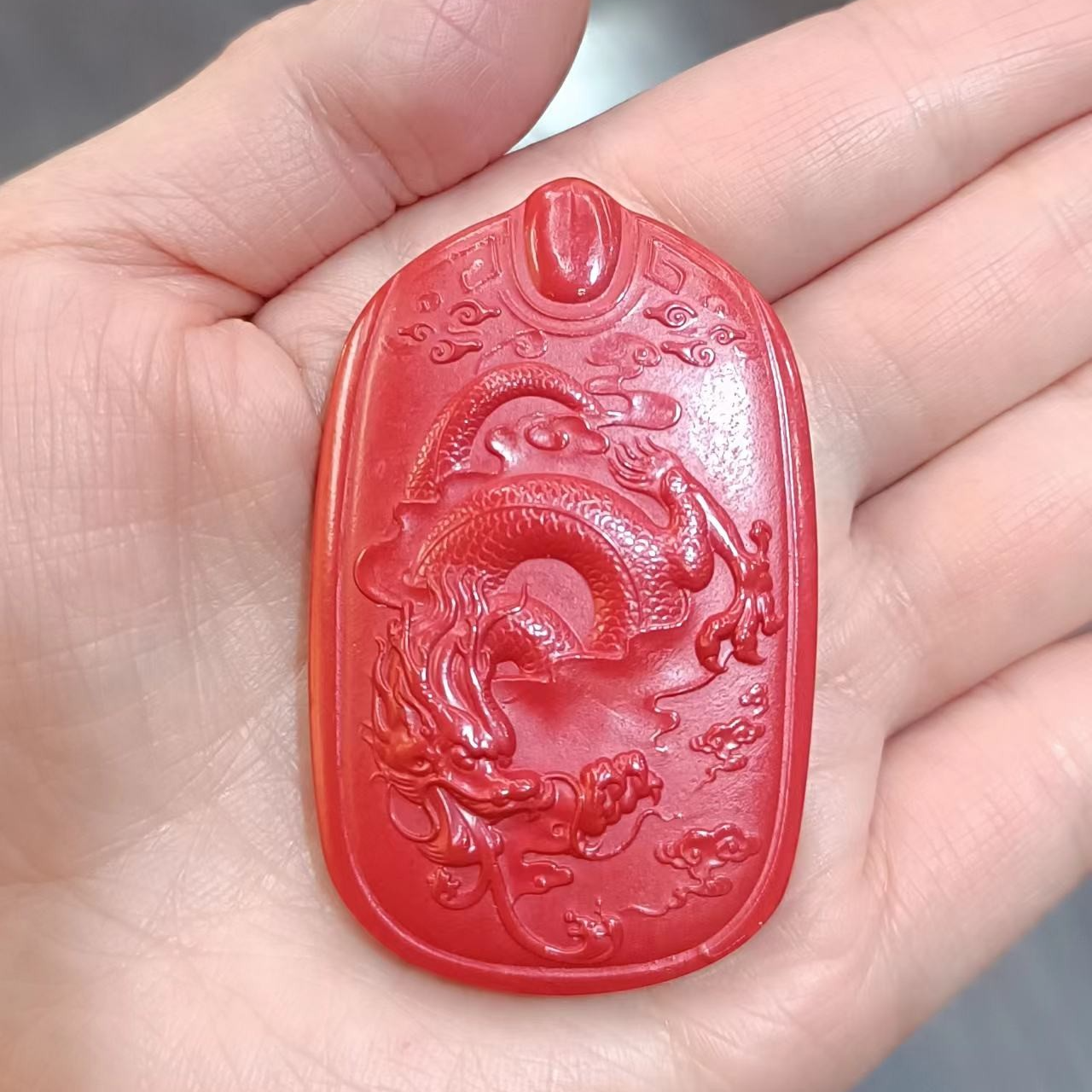 白玉世家 辰砂（处理）朱砂吊坠龙牌款