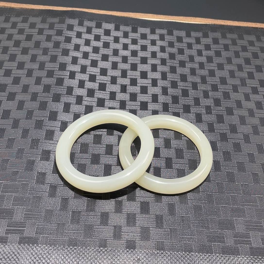 和田玉Sz002钢板料手镯多样性发一未镶嵌