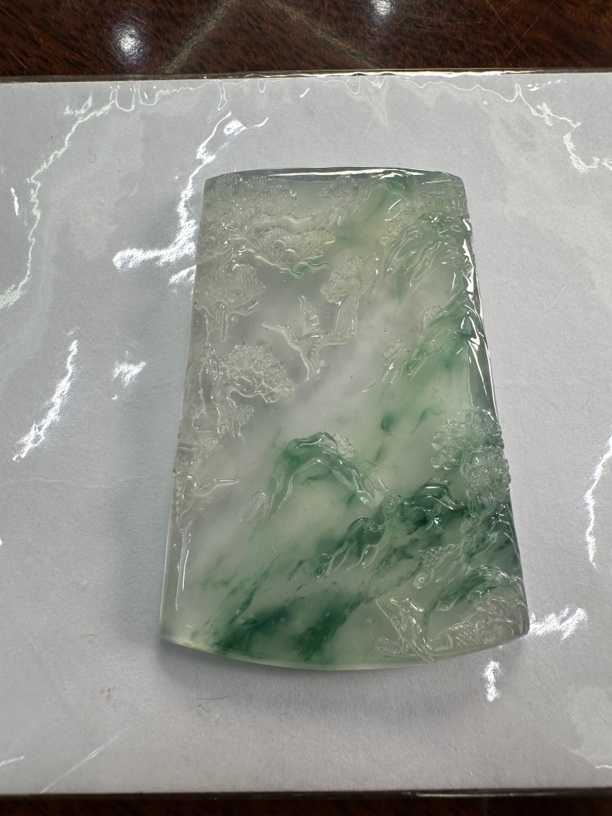 缅甸天然A货翡翠山水牌