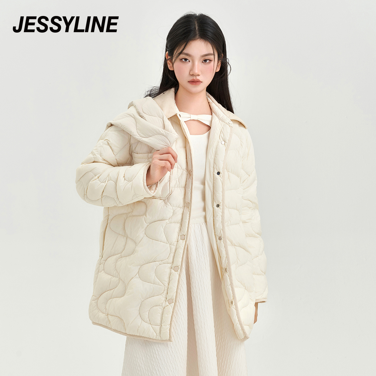 jessyline冬季新款杰茜莱白羽绒服优雅纹理感通勤羽绒服女款