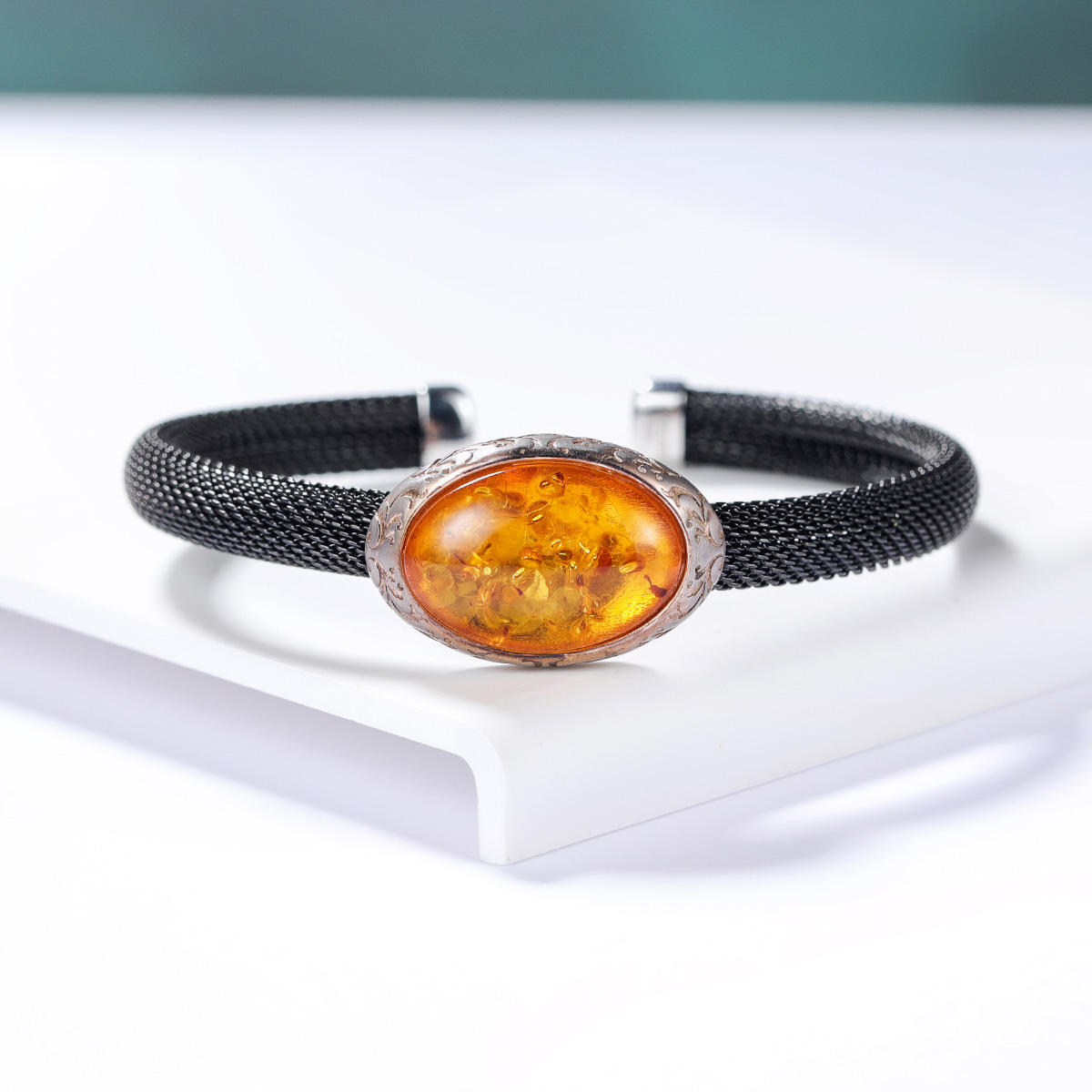 S&A赛吉天然琥珀蜜蜡手镯时尚气质S925银镶琥珀手饰单圈编织复古