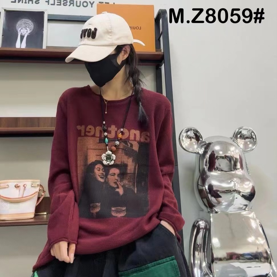 啵啵CM8059前面怀旧美女图针织小毛衣