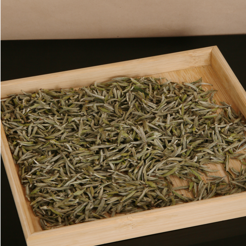 表妹茶叶-2024年高山头采白毫银针（碳碚）