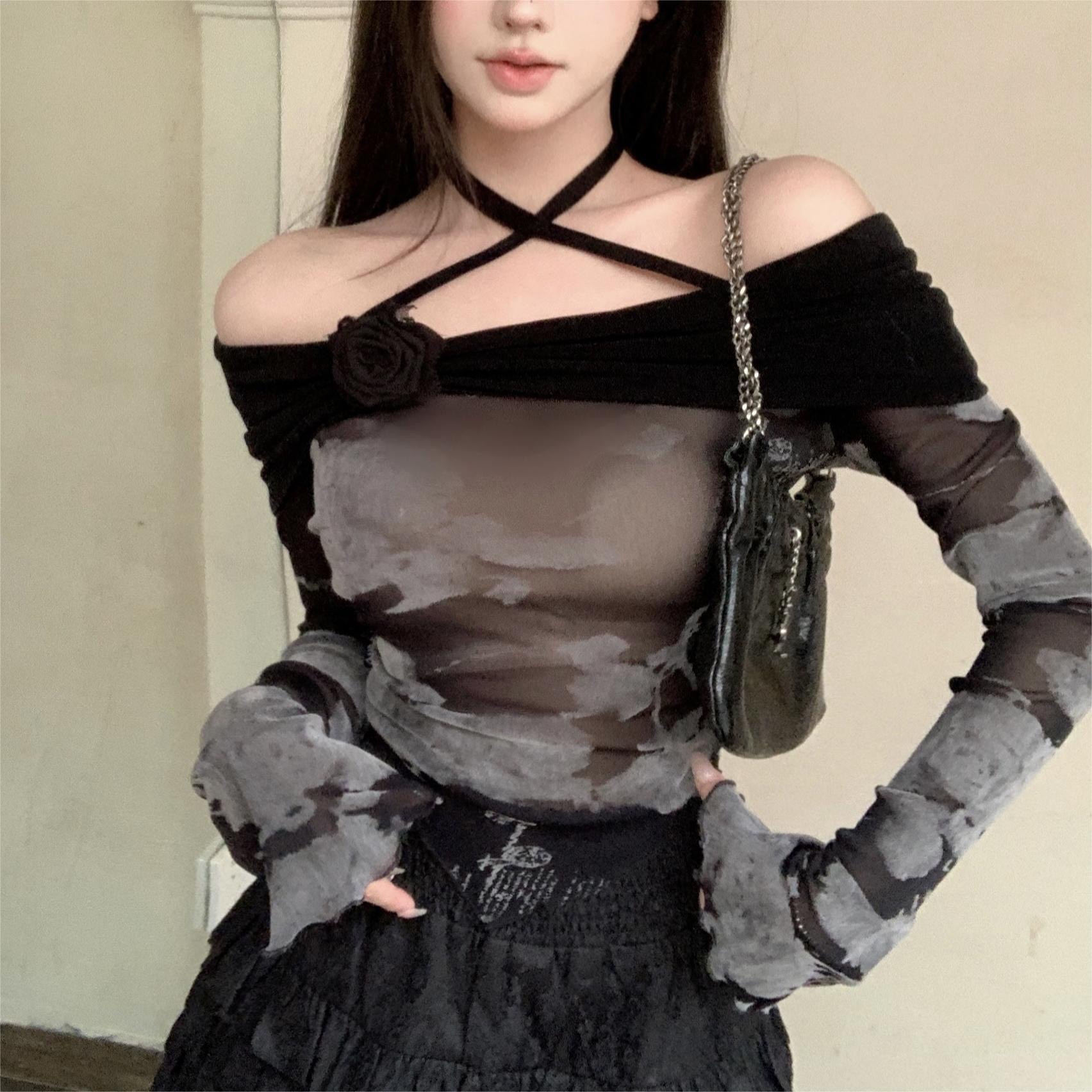 2025终屿家巨好看修身拼色长袖上衣小众T恤黑色一字领外穿休闲风