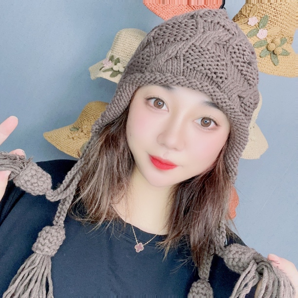 2023秋季新款流苏铃铛保暖休闲时尚帽网红百搭女士保暖帽