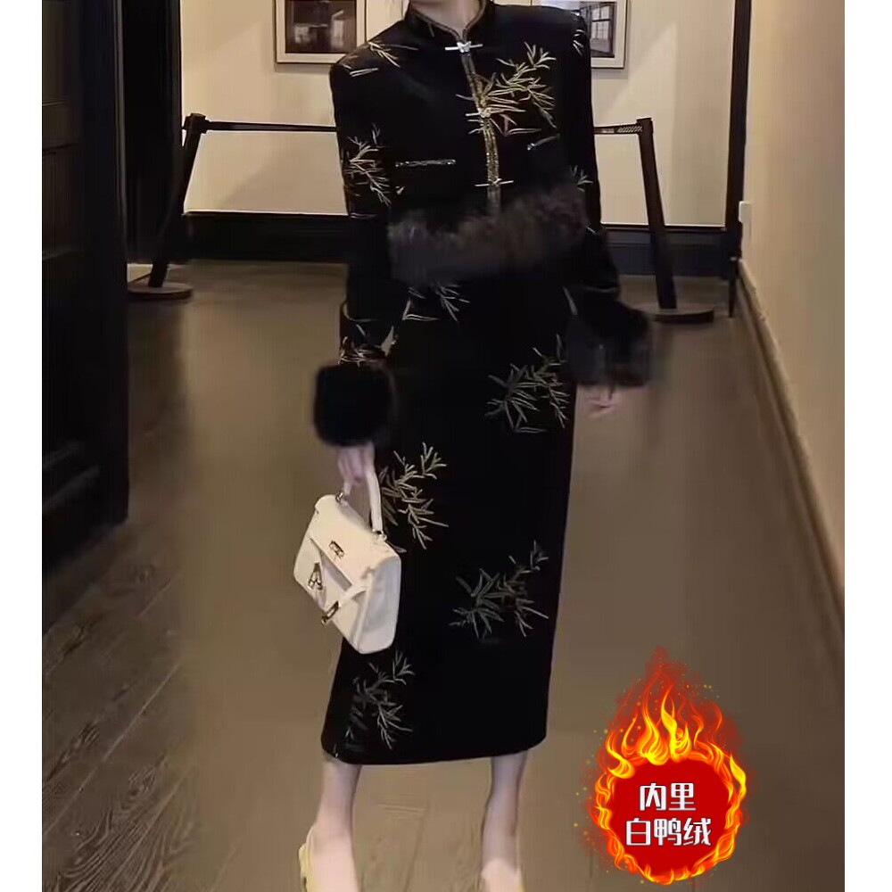 新中式国风改良高级感真狐狸毛轻奢羽绒小香风黑色印花盘扣LF8058