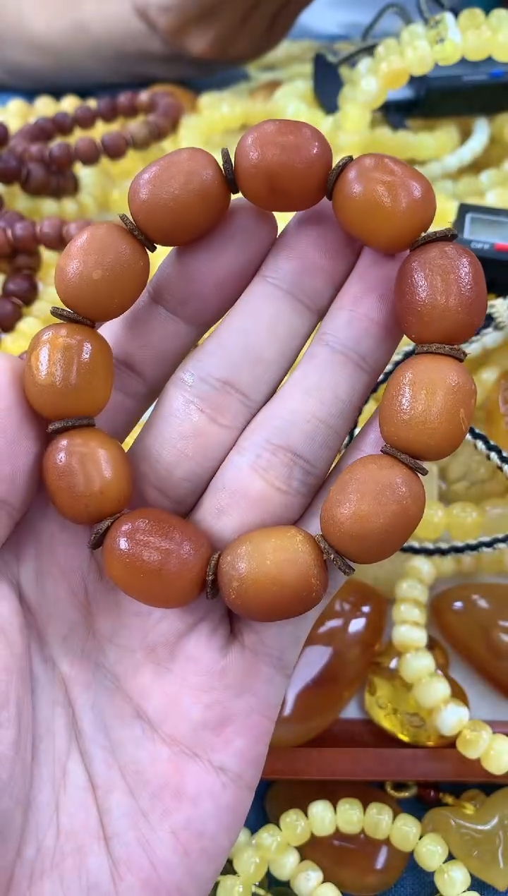 【闪购商品】蜜蜡手链未镶嵌吊坠