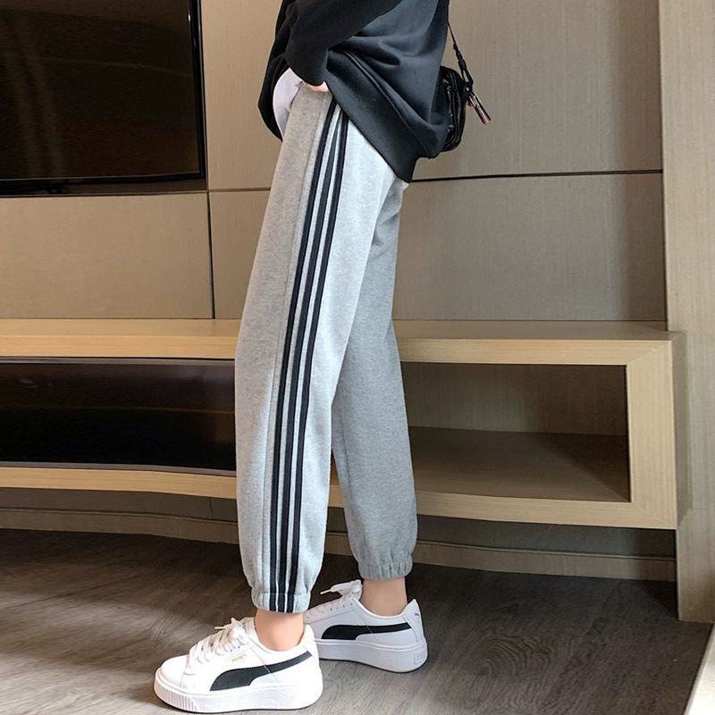 灰色运动裤女宽松束脚春秋冬季卫裤2023新款加绒加厚休闲九分裤子