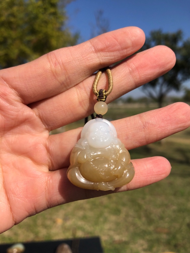 新疆和田玉糖白佛公