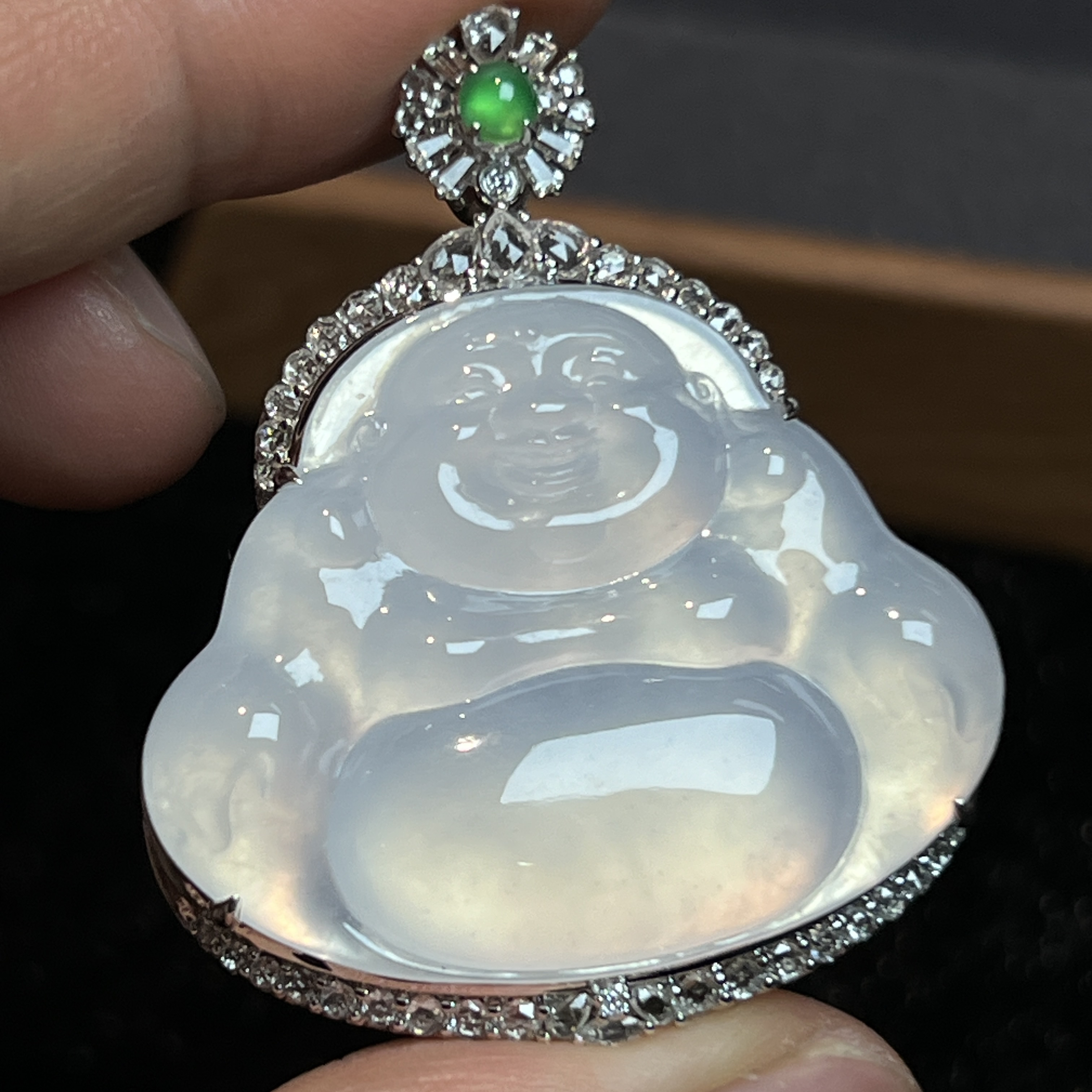 天然缅甸翡翠大佛公吊坠18k吖诺珠宝