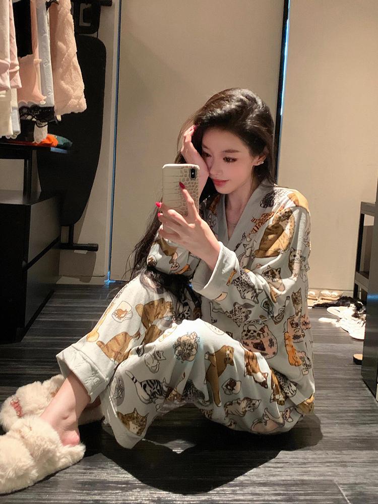 赵露思同款德绒睡衣秋冬款女士卡通小猫印花高级感家居服大码套装