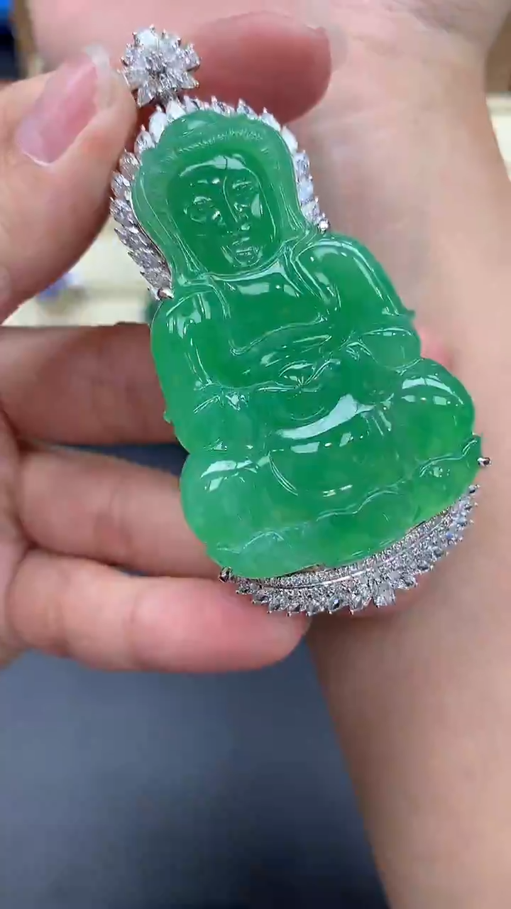 【闪购商品】翡翠颈饰18K金镶嵌573-定金20000-总价85668